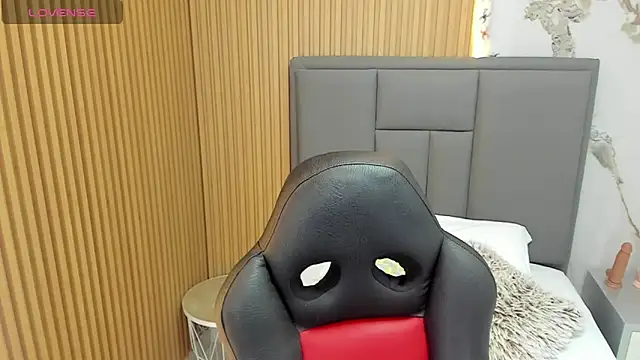 MEGANZARICK online show from 11-13-25, 02:48