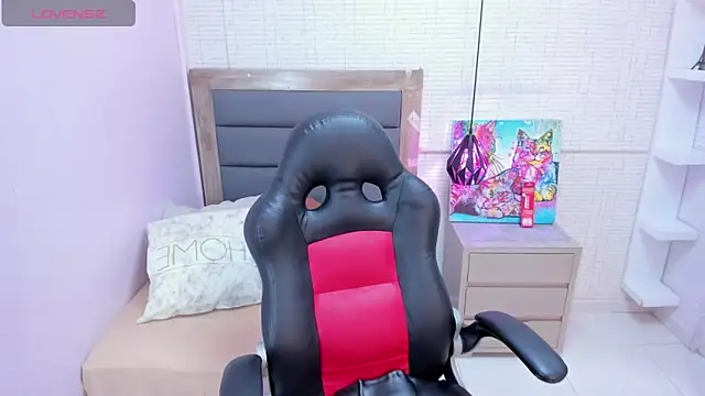 MEGANZARICK online show from 10-25-25, 12:39