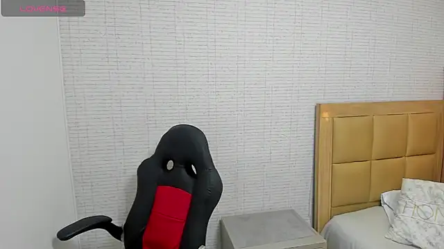 MEGANZARICK online show from 09-24-25, 12:33