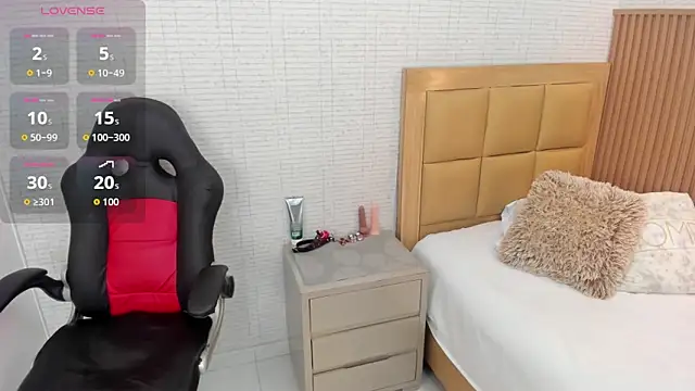 MEGANZARICK online show from 09-18-25, 12:41