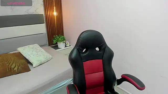 MEGANZARICK online show from 11-05-25, 12:30