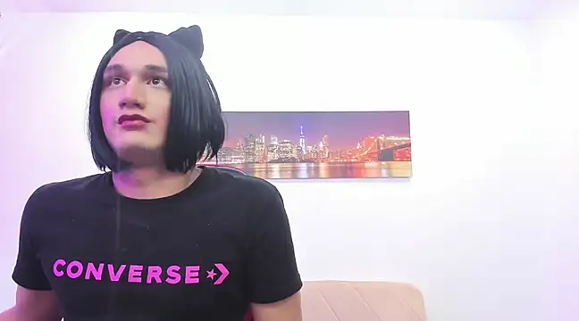 GigiHilss online show from 02-27-25, 04:43