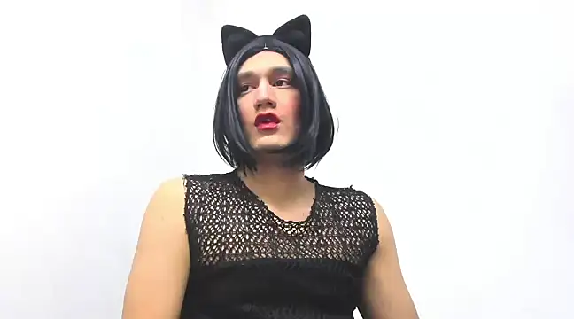 GigiHilss online show from 03-10-25, 01:32