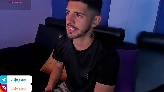 Snapshot of AlejandroStormm chatting on 10-03-25, 09:16 AlejandroStormm online show from 10-03-25, 09:16