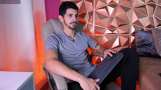 AlejandroStormm online show from 03-21-26, 04:03