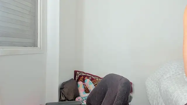 ValeeryRose  online show from 03-15-25, 02:45