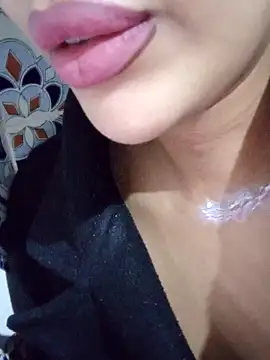 Sexlove1xo online show from 11-23-25, 05:45