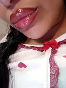 Sexlove1xo online show from 04-05-26, 12:12