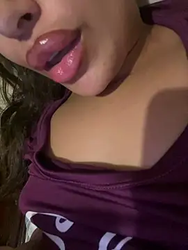 Snapshot of Sexlove1xo chatting on 07-18-26, 07:39 Sexlove1xo online show from 07-18-26, 07:39
