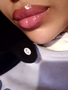 Sexlove1xo online show from 10-30-25, 12:36