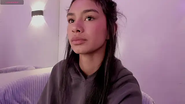 Anniie  Evans online show from 09-17-25, 03:03