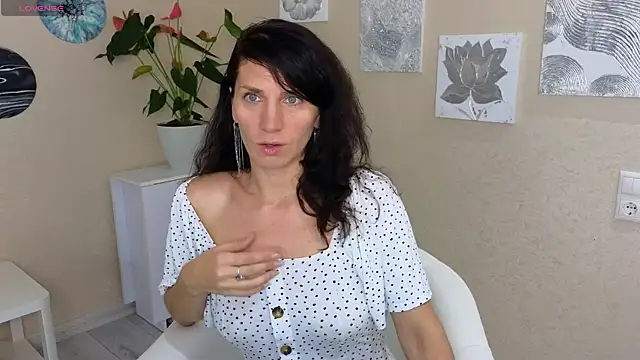 mylady xenia online show from 10-05-25, 05:47
