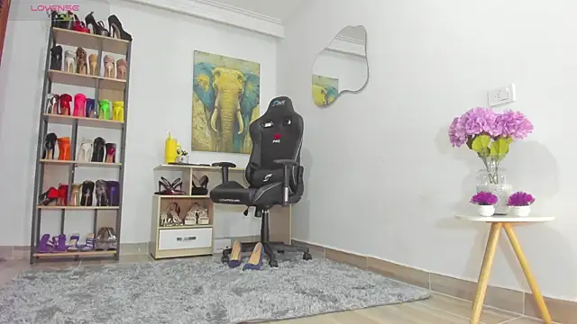 Camillevegas online show from 11-27-25, 02:34