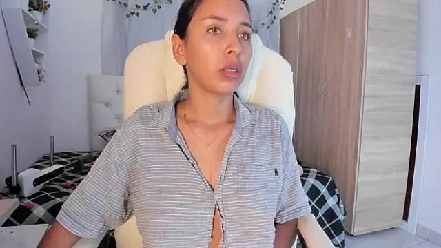 Emma lorense22 online show from 11-27-25, 07:25