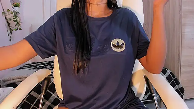 Emma lorense22 online show from 10-17-25, 07:04