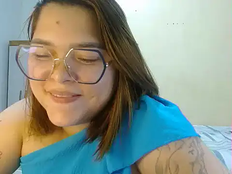 Snapshot of GoddessChaar chatting on 03-03-25, 02:22 GoddessChaar online show from 03-03-25, 02:22