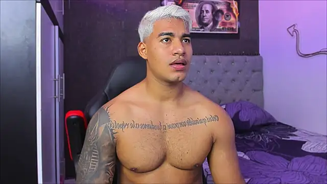 luigi hot  online show from 01-17-26, 04:05