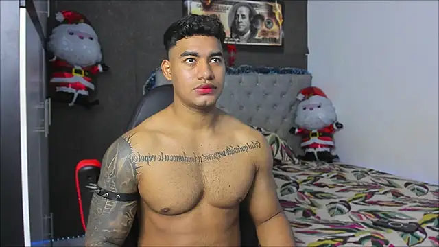 luigi hot  online show from 12-19-25, 05:04