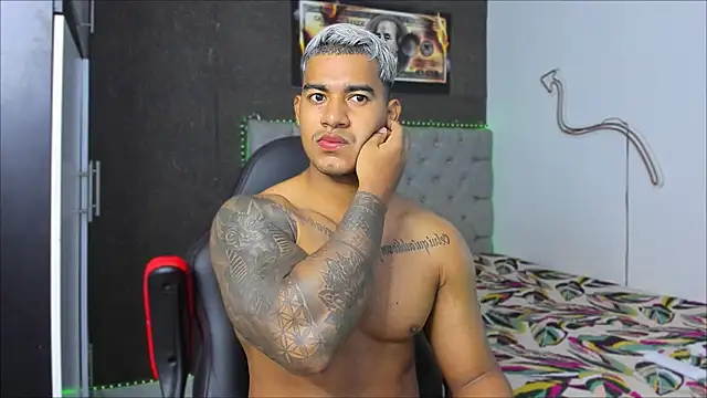 luigi hot  online show from 02-17-26, 02:14