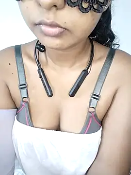 Ashugril hot online show from 12-19-25, 04:16