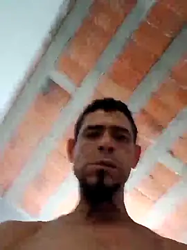 Snapshot of 39januario chatting on 02-02-26, 10:53 39januario online show from 02-02-26, 10:53