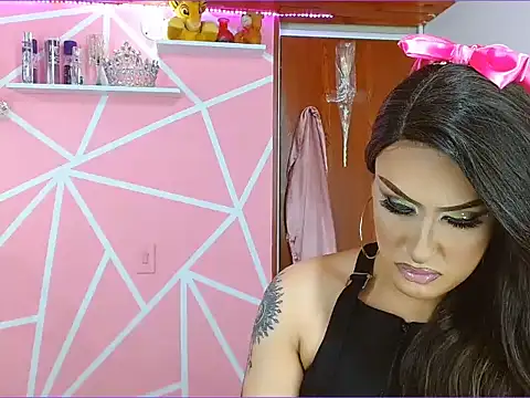 Snapshot of crsthinasweet chatting on 03-17-25, 12:10 crsthinasweet online show from 03-17-25, 12:10