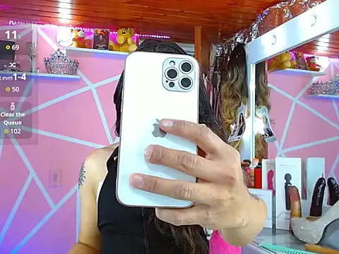 Snapshot of crsthinasweet chatting on 09-13-25, 06:30 crsthinasweet online show from 09-13-25, 06:30