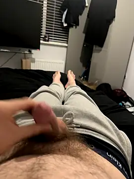 Snapshot of GrafterBen1 chatting on 11-03-25, 01:11 GrafterBen1 online show from 11-03-25, 01:11