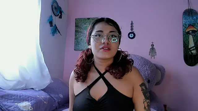 Maddy Jhonsson online show from 05-21-26, 04:59