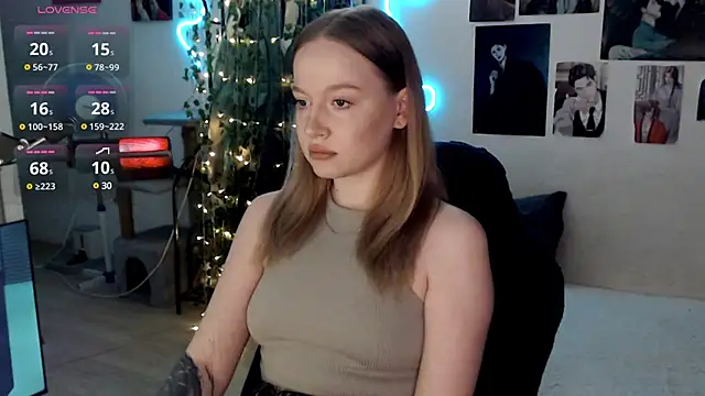 Snapshot of lissallor_ chatting on 03-05-25, 09:27 lissallor  online show from 03-05-25, 09:27