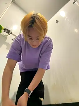 Anson0722 online show from 10-30-25, 03:31