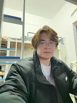 Anson0722 online show from 12-18-25, 02:32