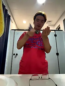 Snapshot of Anson0722 chatting on 09-26-25, 04:03 Anson0722 online show from 09-26-25, 04:03