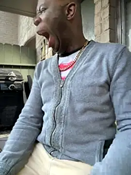 Fuckmehardandcloudy online show from 12-18-25, 11:19