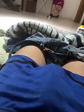 Erickhotddjots online show from 06-11-26, 06:54