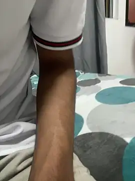 Erickhotddjots online show from 02-09-26, 07:06