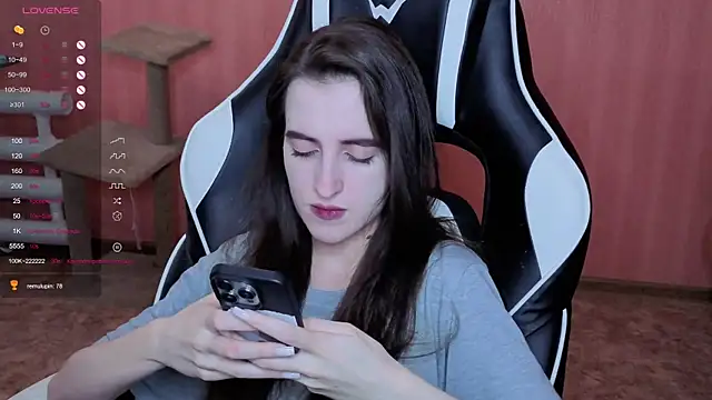 Snapshot of reaiss chatting on 02-03-26, 06:40 reaiss online show from 02-03-26, 06:40