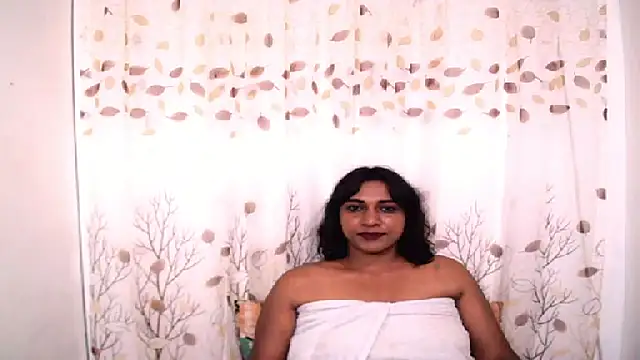 Snapshot of Indian_Erotic69 chatting on 03-21-25, 05:34 Indian Erotic69 online show from 03-21-25, 05:34