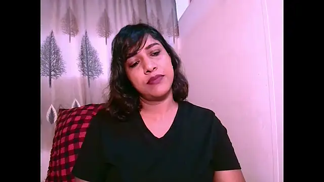 Snapshot of Indian_Erotic69 chatting on 03-18-25, 05:02 Indian Erotic69 online show from 03-18-25, 05:02