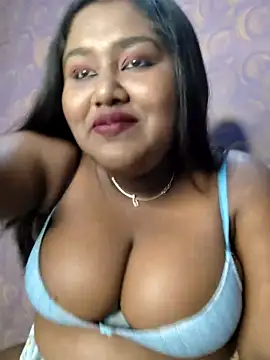 Snapshot of horny_diana chatting on 06-12-26, 05:43 horny diana online show from 06-12-26, 05:43