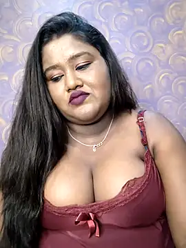 Snapshot of horny_diana chatting on 06-06-26, 05:18 horny diana online show from 06-06-26, 05:18