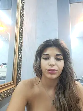 Bella Posh online show from 10-25-25, 04:22