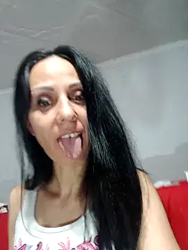 Ramona870 online show from 12-14-25, 01:06