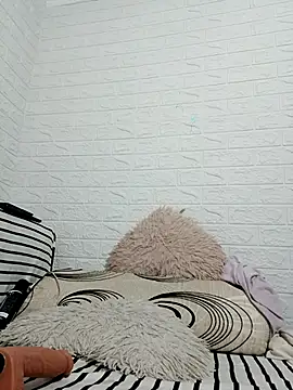 Ramona870 online show from 10-18-25, 07:43