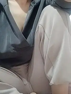 Snapshot of BUSE8821 chatting on 02-08-26, 12:36 BUSE8821 online show from 02-08-26, 12:36