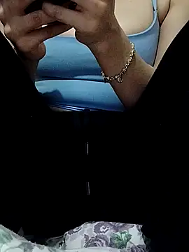 Snapshot of BUSE8821 chatting on 02-02-26, 09:25 BUSE8821 online show from 02-02-26, 09:25