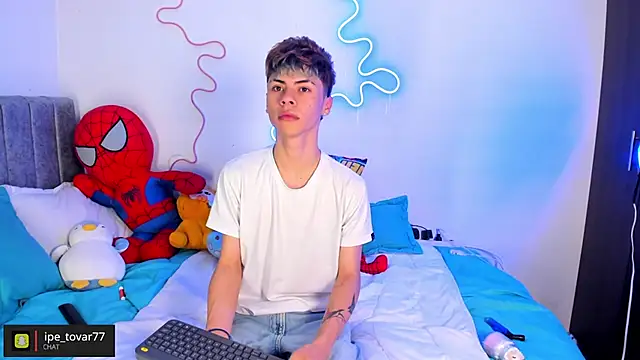 callum 77 online show from 10-11-25, 02:12