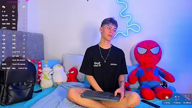 callum 77 online show from 10-24-25, 06:56