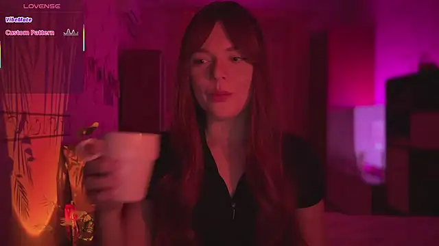 CherryRed Girl online show from 03-18-26, 10:43