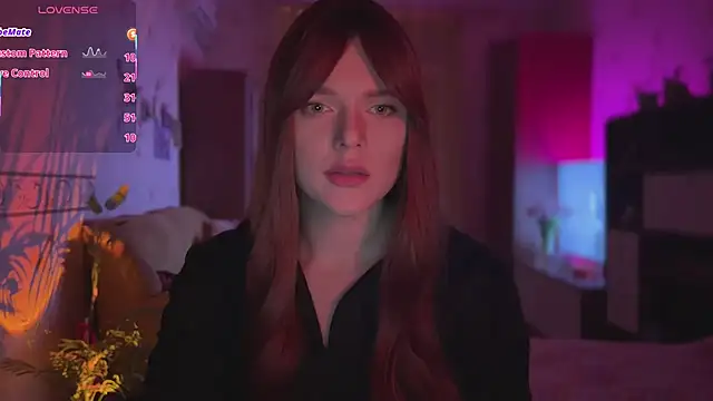 Snapshot of CherryRed_Girl chatting on 02-25-26, 09:25 CherryRed Girl online show from 02-25-26, 09:25